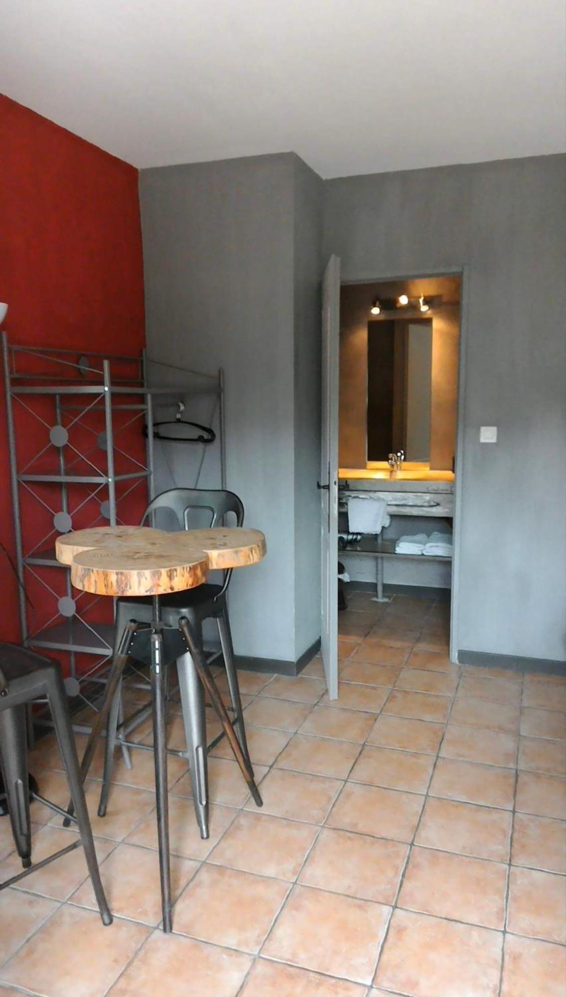 Studios Et Gite La Sauvasse 瓦纳斯 外观 照片