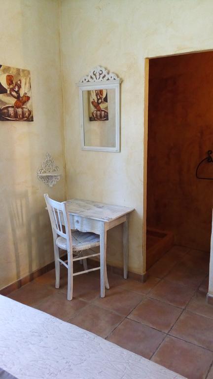 Studios Et Gite La Sauvasse 瓦纳斯 外观 照片
